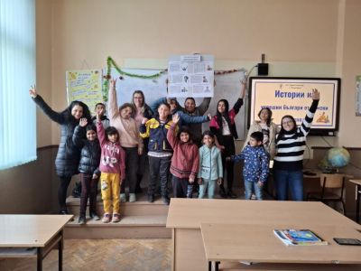 Успели българи от ромски произход - ОУ Христо Ботев - Паничери