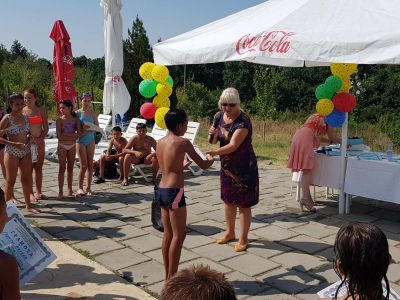 Клуб "Плуване и водни игри" - ОУ Христо Ботев - Паничери