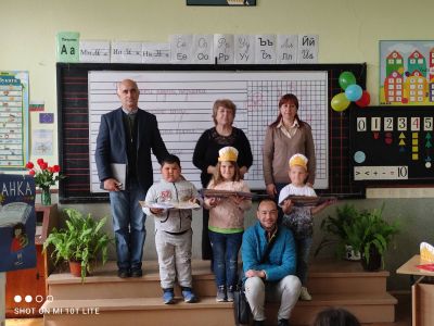 Празника на буквите - ОУ Христо Ботев - Паничери