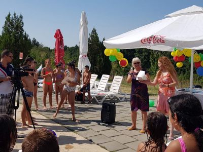 Клуб "Плуване и водни игри" - ОУ Христо Ботев - Паничери